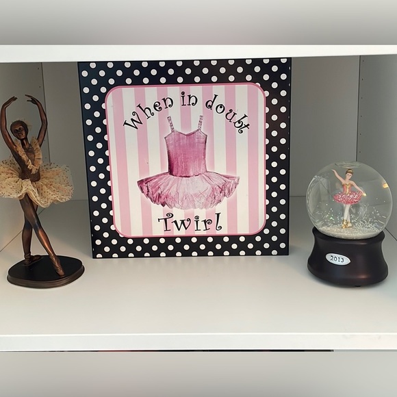 Hobby Lobby Ballet/Princess Twirl Home Decor (set of 2) 🎉HP🎉 - Picture 6 of 6